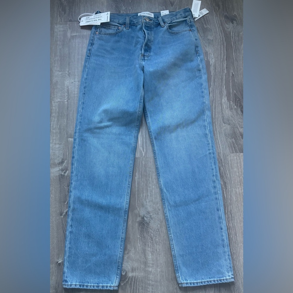 NWT Denim Forum Aritzia Light Blue Relaxed straight Jeans size 29